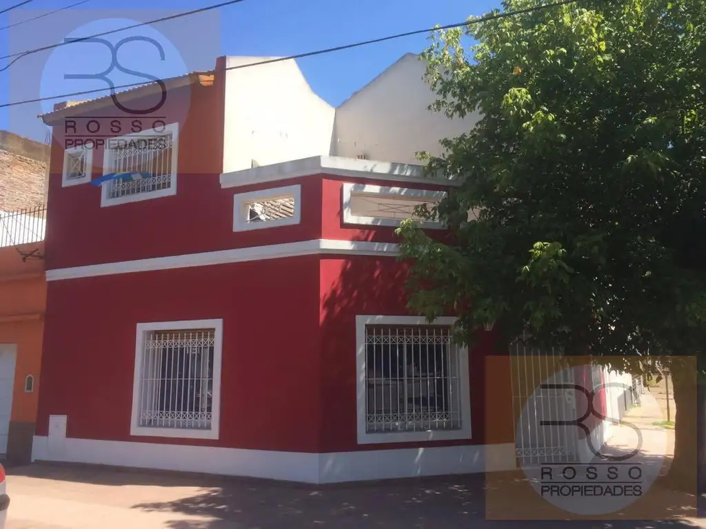 Casa 3 Ambientes en Venta - Haedo