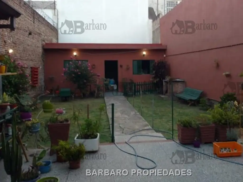 BARBARO VENDE CASA EN SAN MARTIN