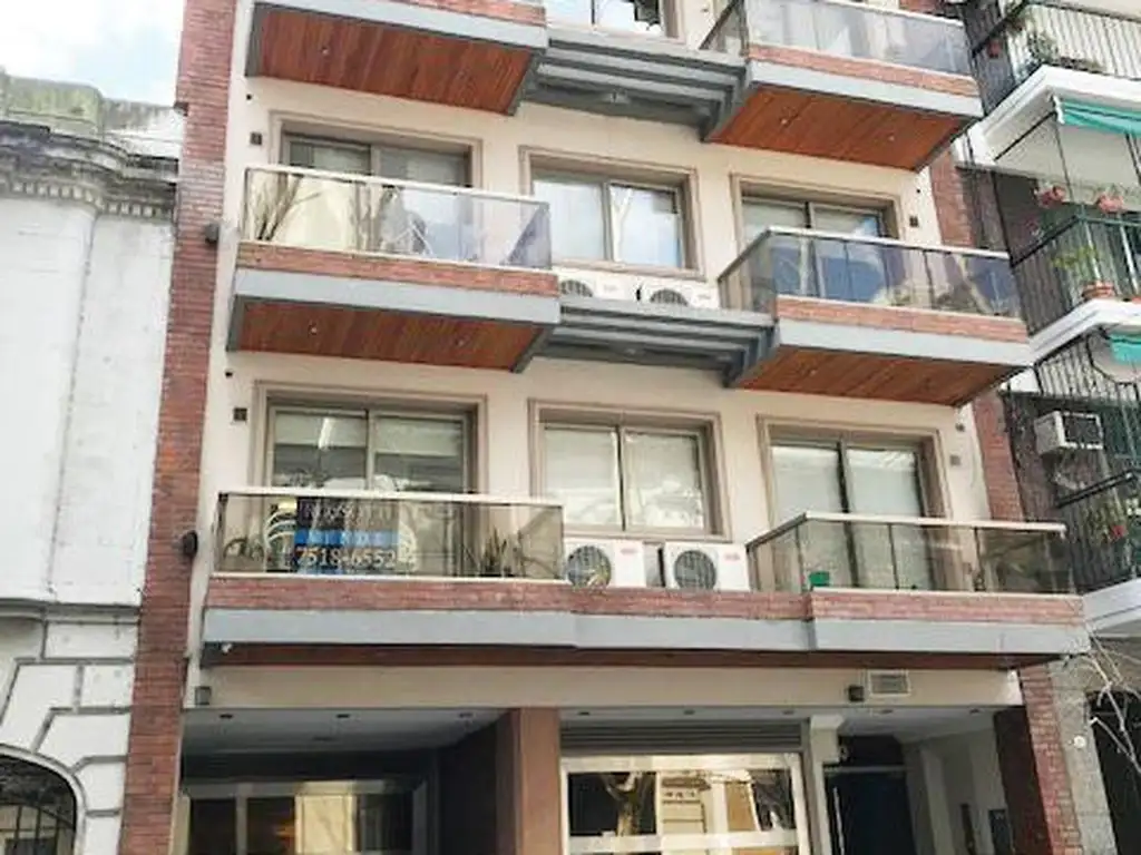 Isabel La Catolica 160 - Barracas - Exc. Monoambiente C/ Balcón - Baulera - 35 m²