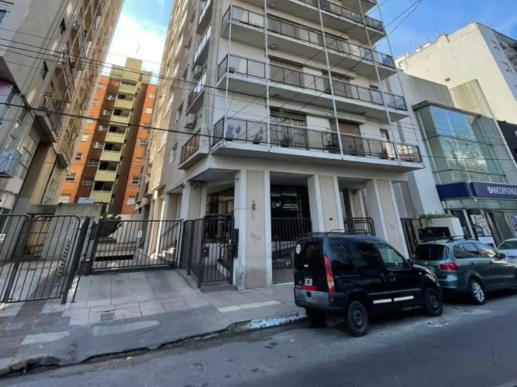 Departamento de 2 ambientes en el centro de Quilmes