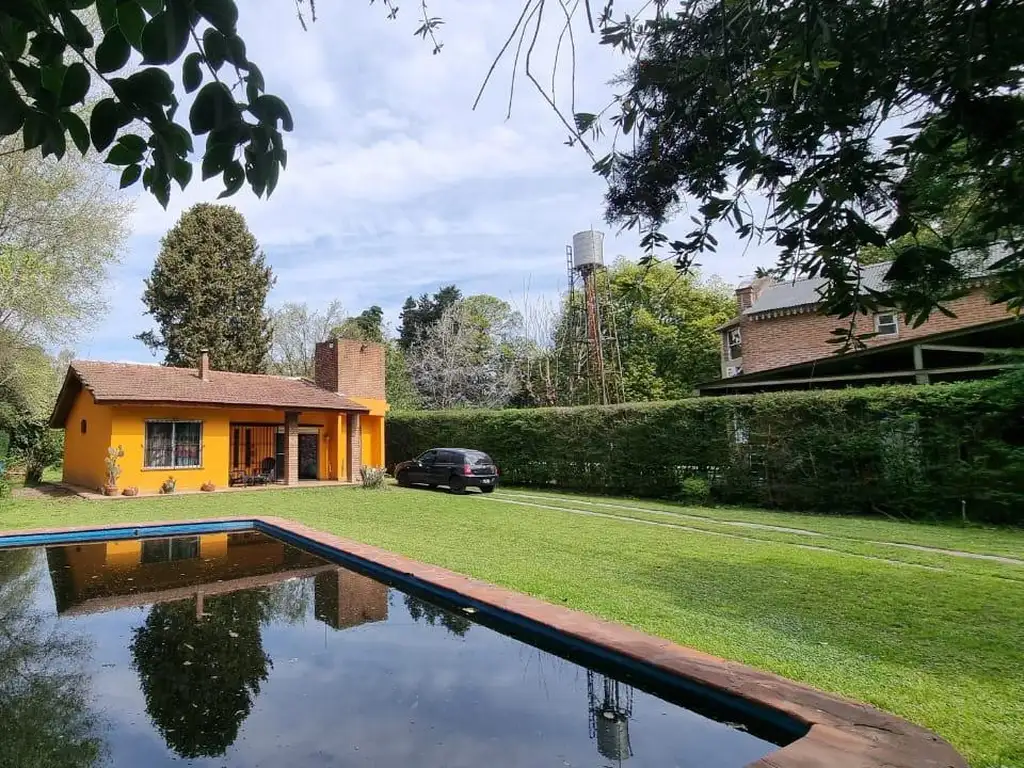 Casa en venta, sobre la calle Vivaldi, en Barrio Cerrado "Parque Peró". Del Viso, José C. Paz.