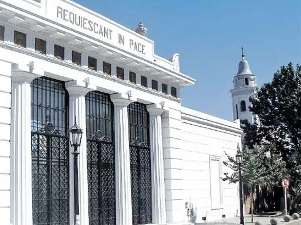 boveda cementerio Recoleta lista para escriturar leer descripcion