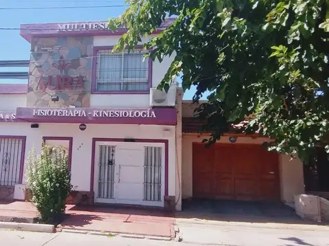 CASA EN ALQUILER- APTO PROFESIONAL JURIDICO-SALUD.