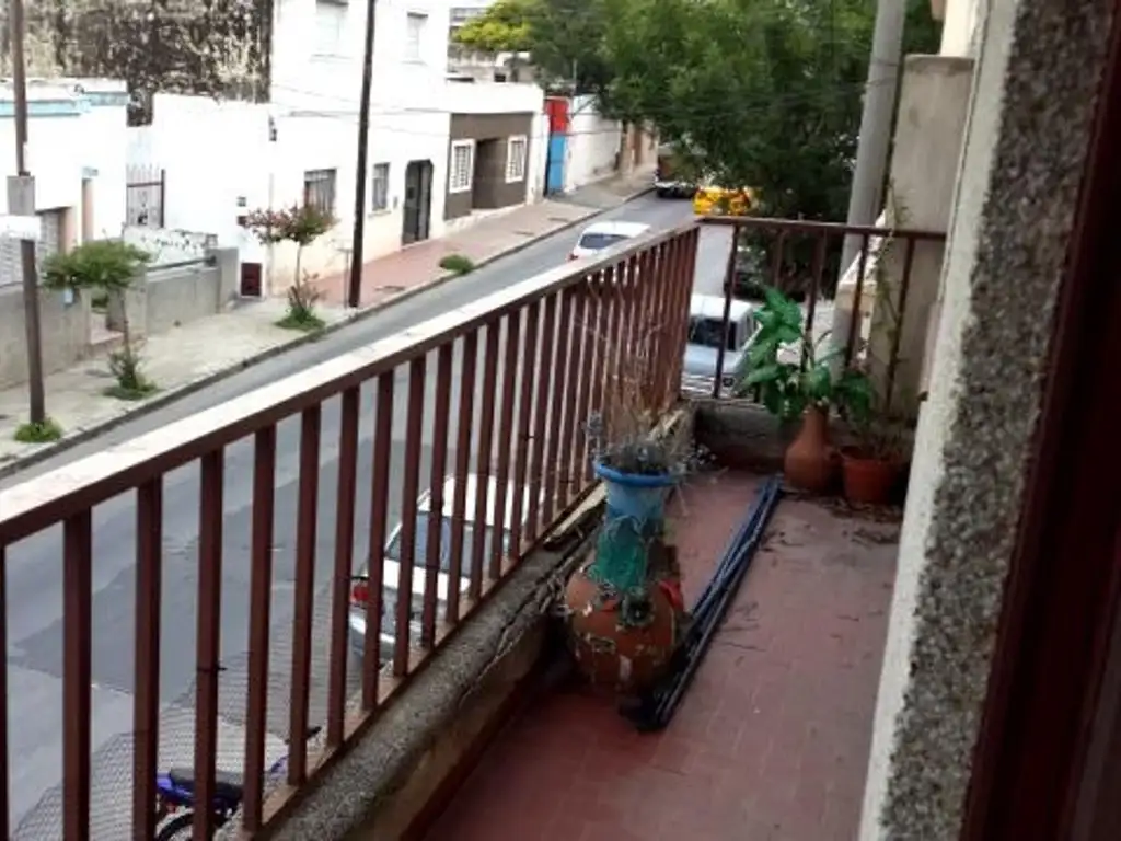 ALQUILER DEPARTAMENTO 2 DORMITORIOS FRENTE CON BALCON