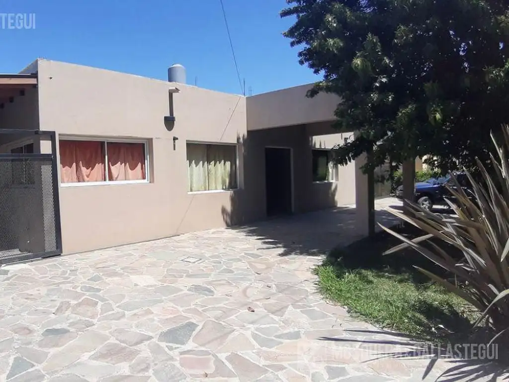 Casa en venta en Cumbre de Rosas