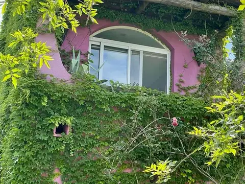 Casa en Venta - 6 dormitorios - USD 420.000