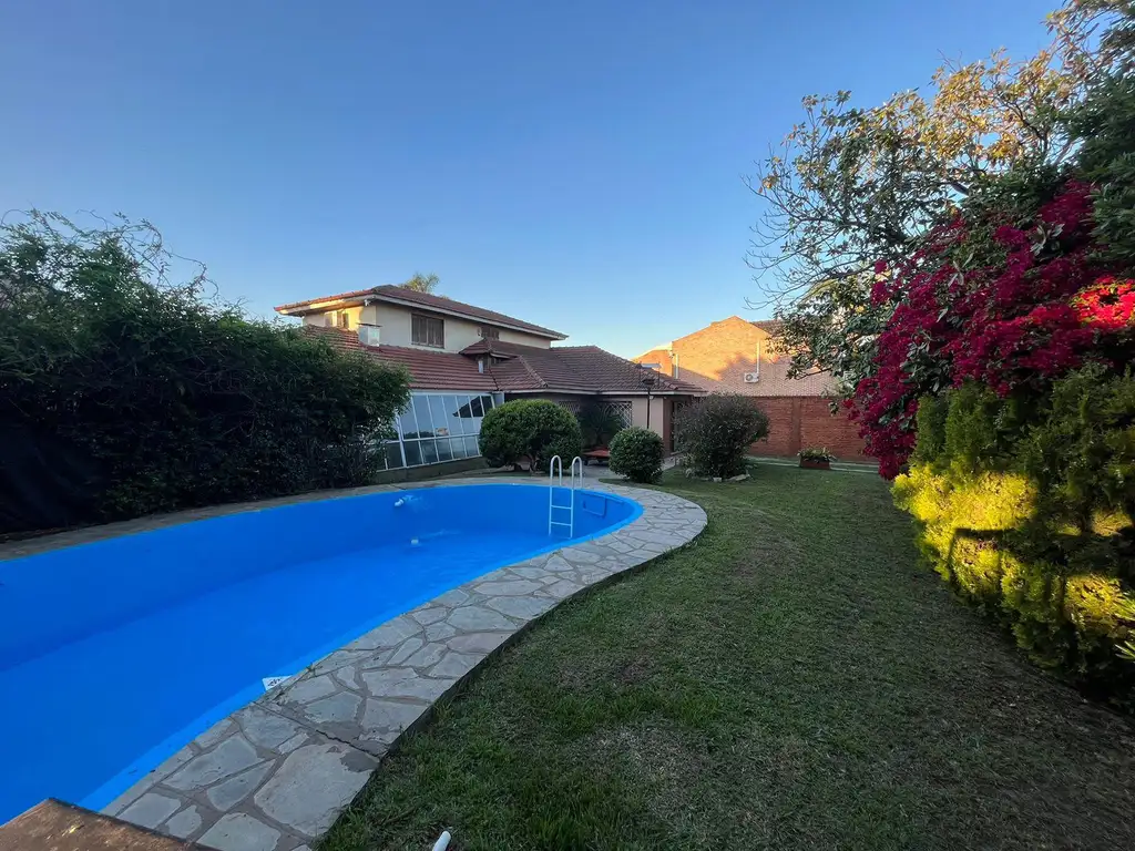 CASA QUINTA EN VENTA MONTE GRANDE