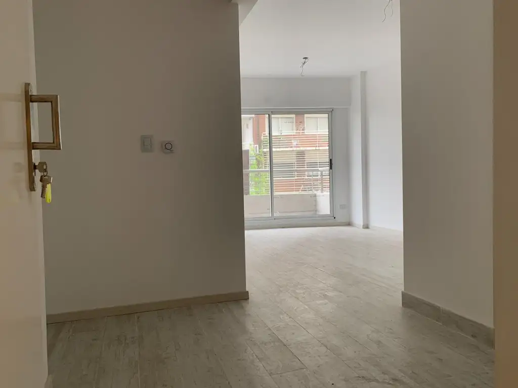 venta departamento 3 ambientes a estrenar en Flores