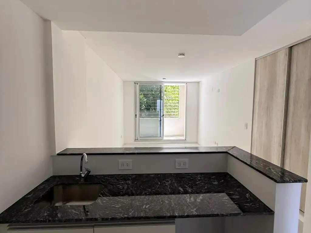 DEPARTAMENTO EN ALQUILER APTO COMERCIAL