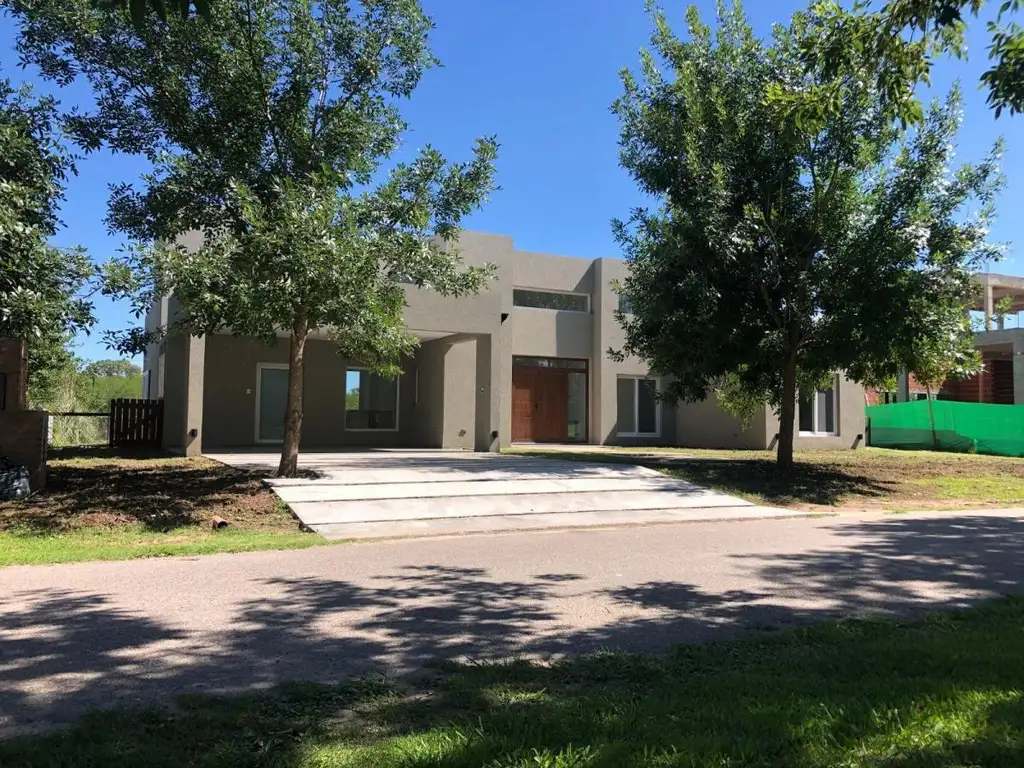 Casa en Venta La Concepcion de Lujan