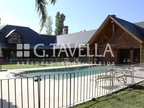 Venta Excelente Casa en Club de Campo Los Pinguinos - Foto 0