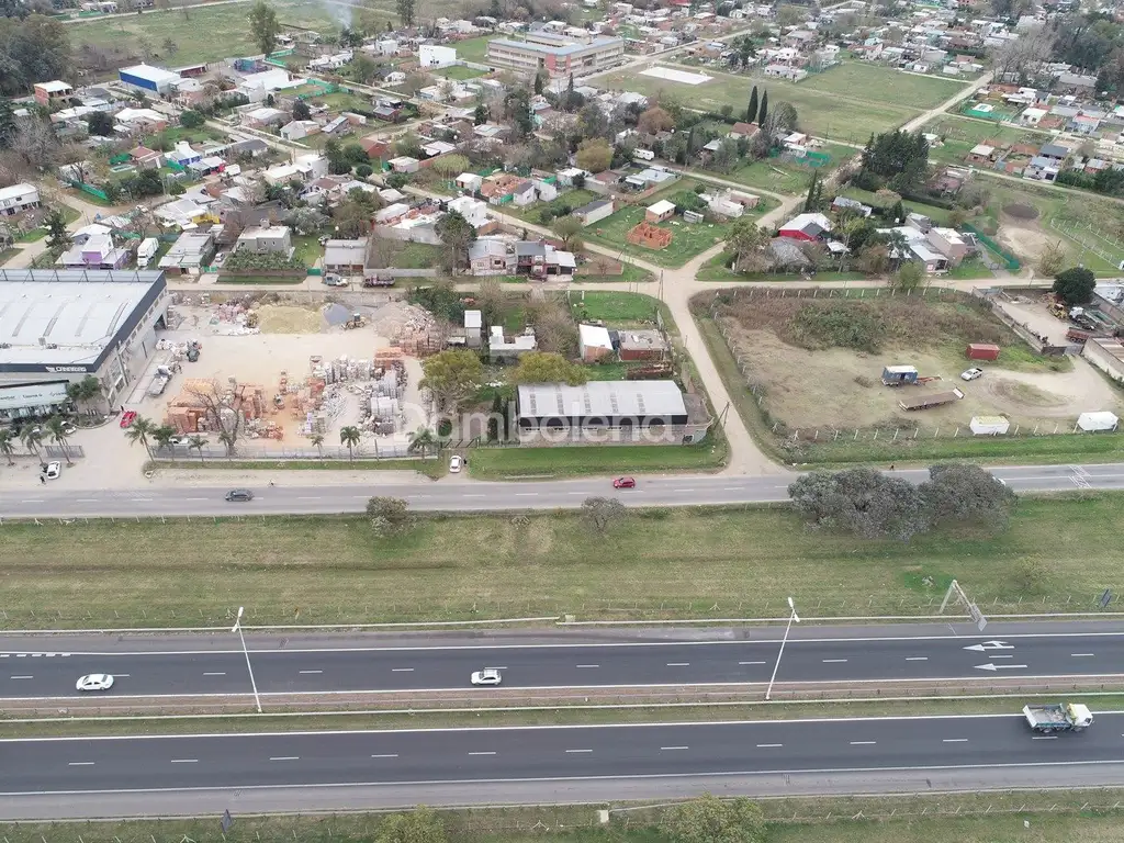 Depósito  en Venta o permuta - Colectora Norte Acceso Oeste -  General Rodríguez - G.B.A. Zona Oeste