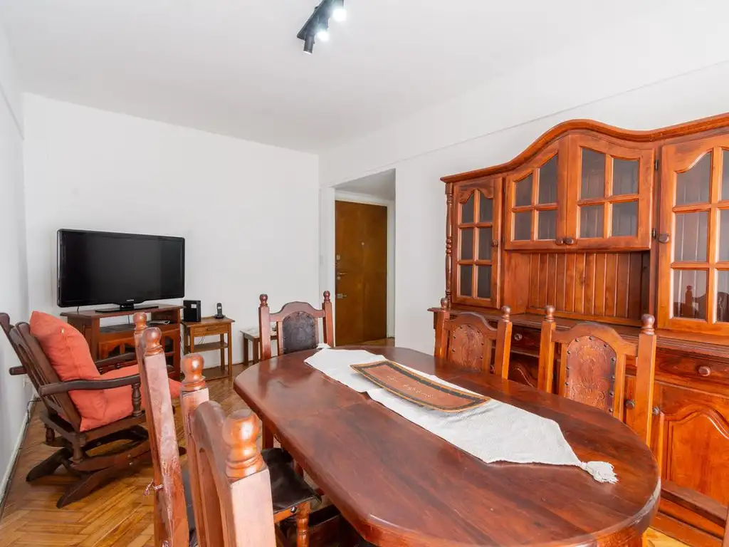 ALQUILER TEMPORARIO – VICENTE LOPEZ – AV LIBERTADOR 1800 – 3 AMB – $610.000   gastos