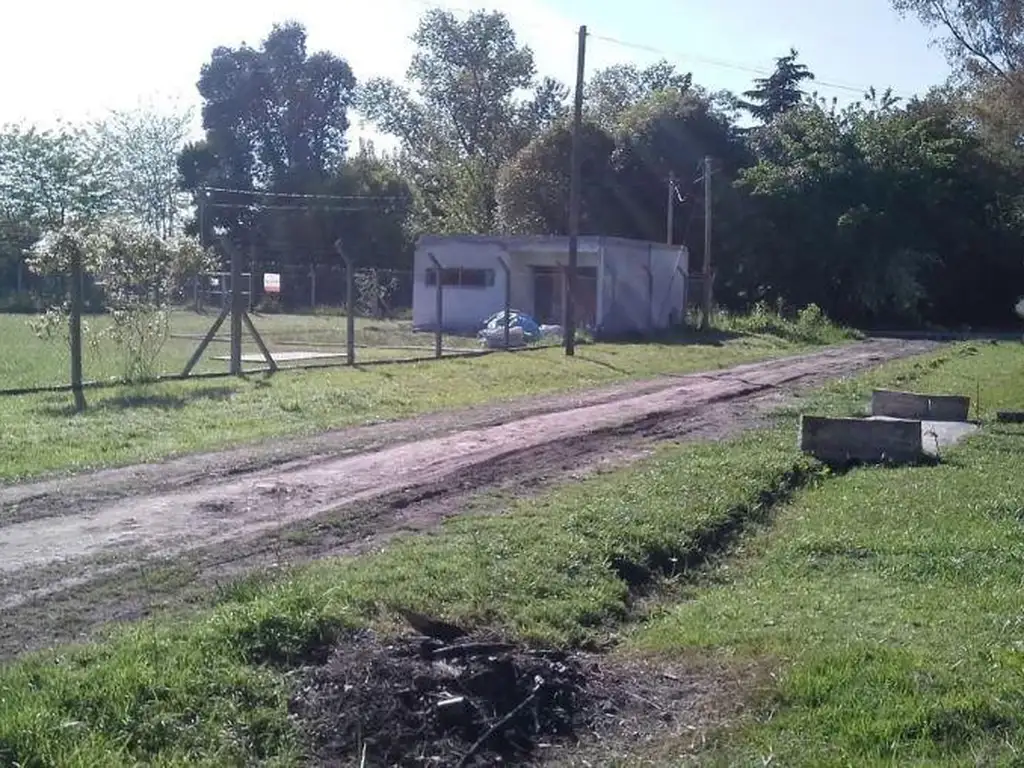 Terreno en venta - 219mts2 - Arturo Seguí, La Plata [FINANCIADO]