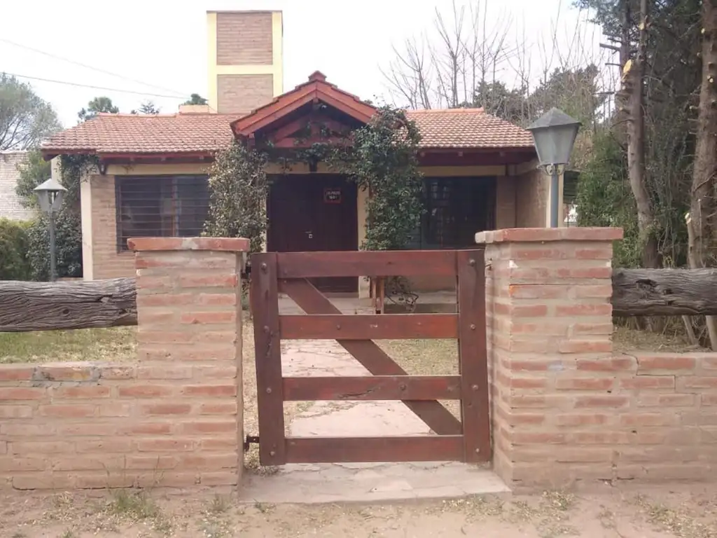 Casa en Mina Clavero con escritura