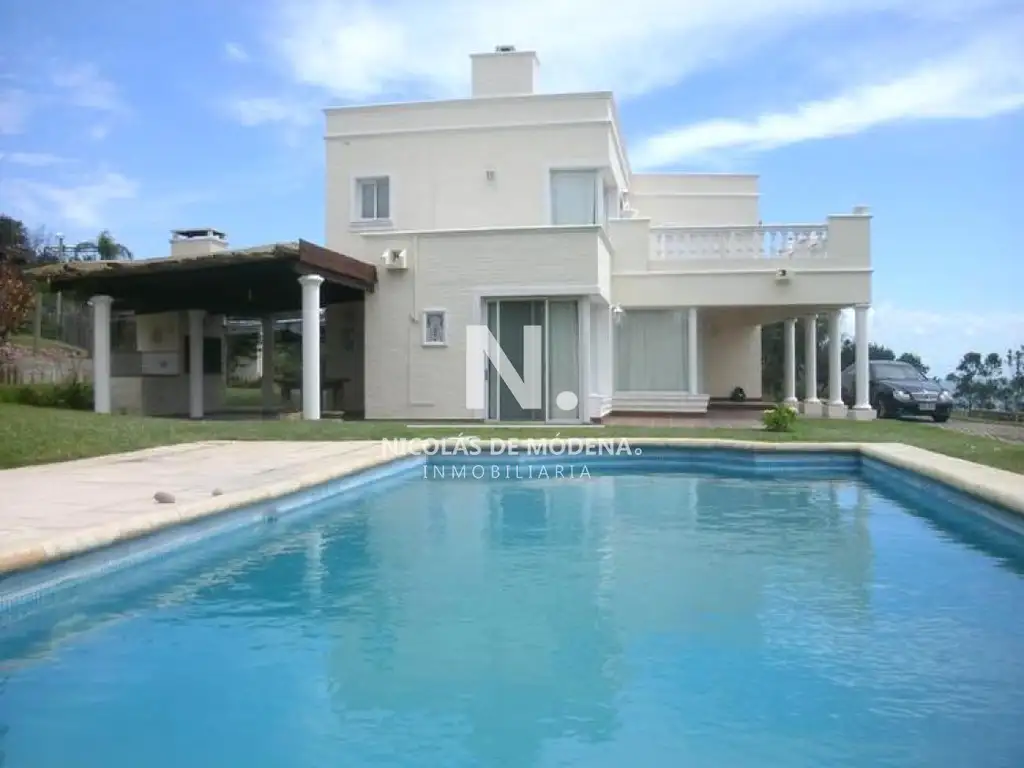 Punta Ballena Casa en Venta Cuatro Dormitorios