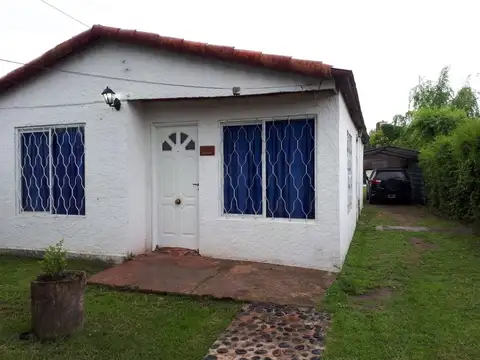 Vendo Casa con Amplio Lote