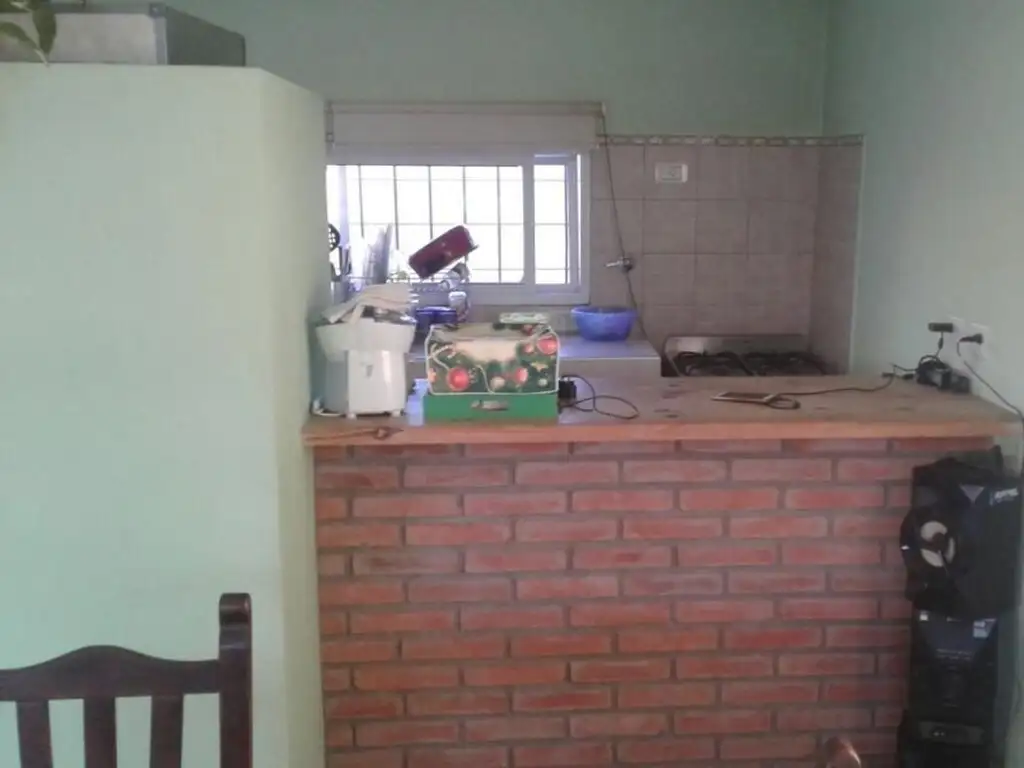 CASA EN VENTA  4 AMBIENTES-GUERNICA-PRESIDENTE PERON