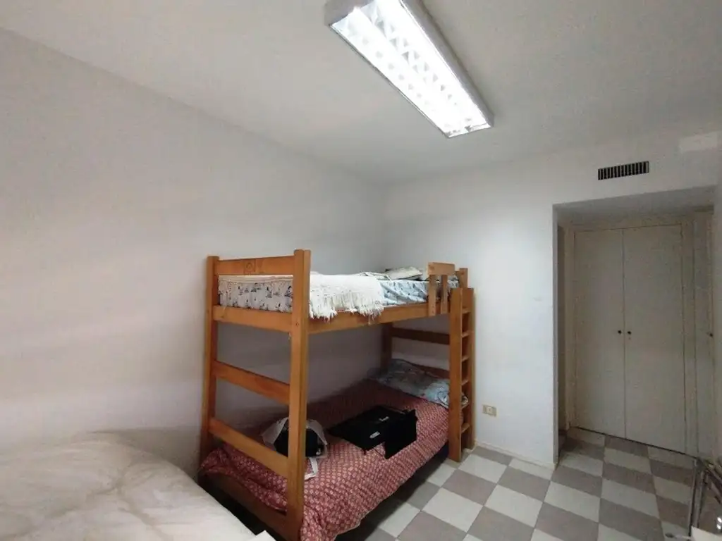 VISTA RIO 3 Dorm.+ 3 Baños + 2 cocheras USD 900.- + gastos