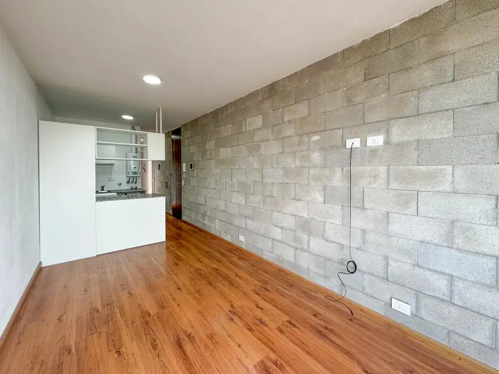 Venta departamento con terraza exclusiva en Echesortu (Apto Crédito)