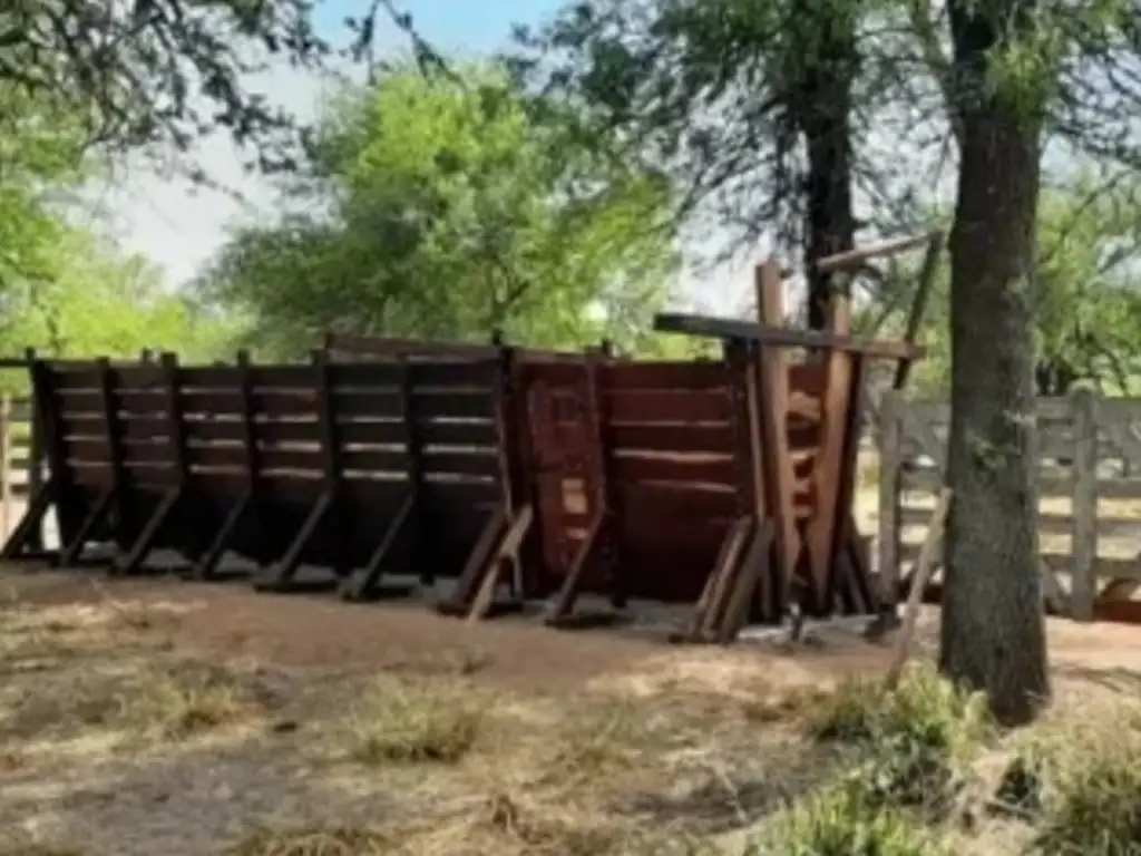 Vendo campo Ganadero 2500ha, Pcia. El Chaco