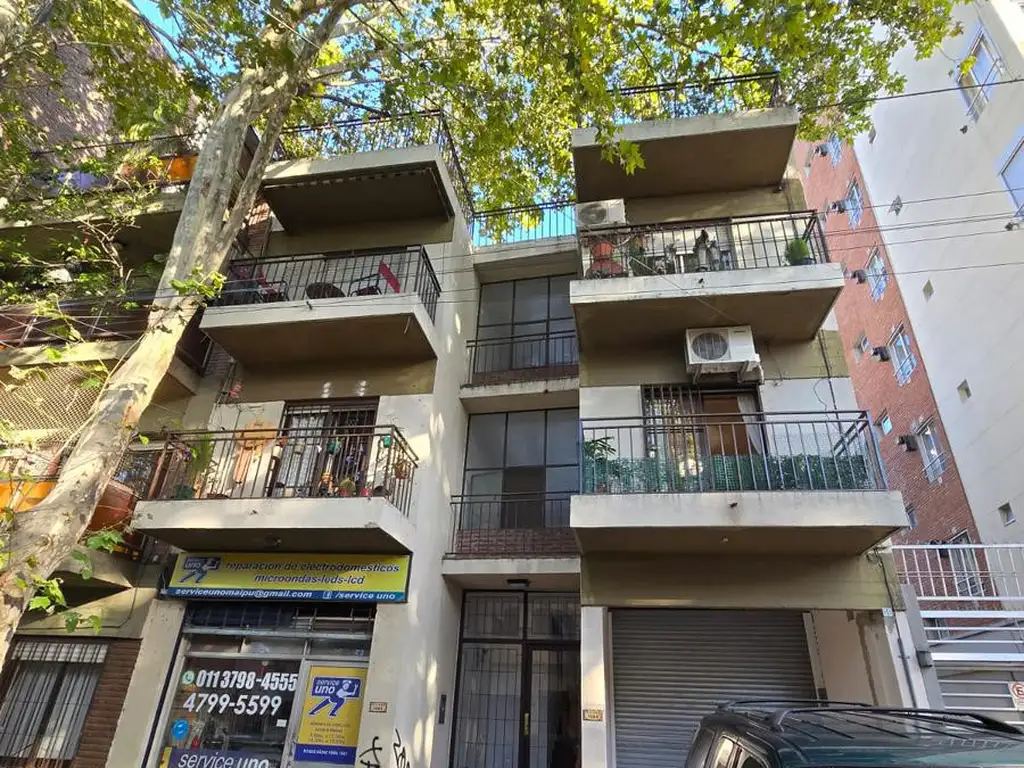 DEPARTAMENTO DE 2 AMBIENTES CON BALCON EN VENTA. OLIVOS