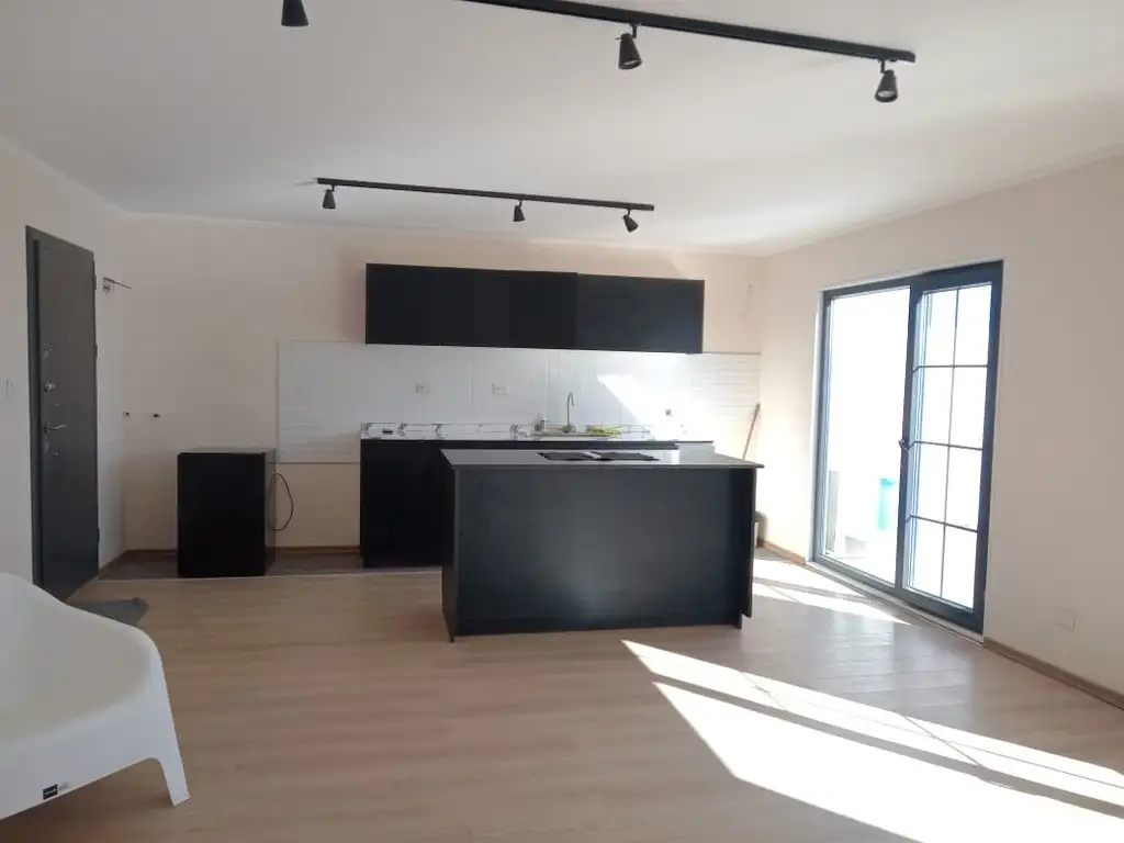 Vendo casa en B. Abierto, Av. Antártida Argentina, Zarate