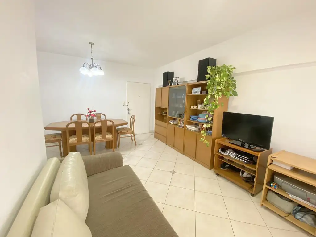 VENTA DE DEPARTAMENTO DE 4 AMBIENTES EN VILLA CELINA