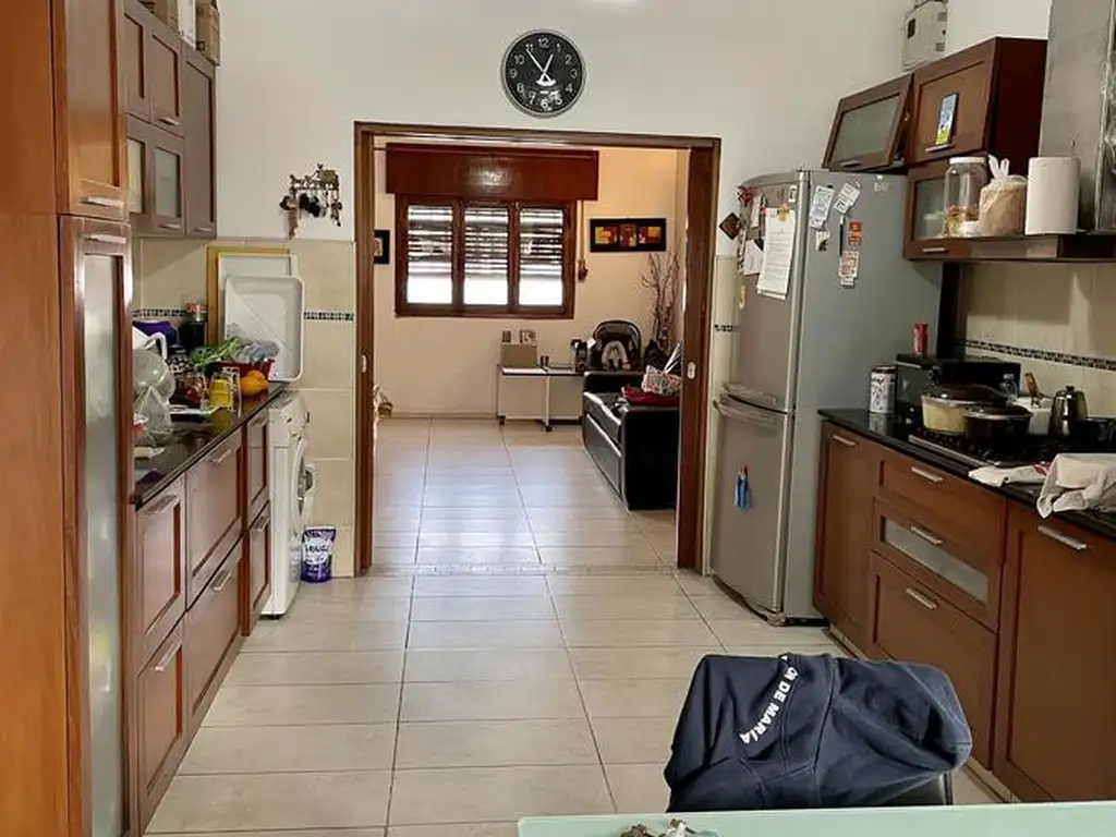 Venta Casa 3 dormitorios y Local Esquina - Barrio General Bustos, Córdoba