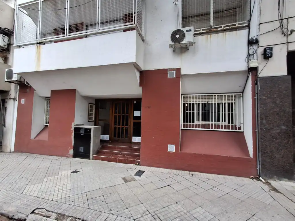 Oportunidad¡ Departamento en 1 dormitorio con patio en PB. BARRIO MARTIN