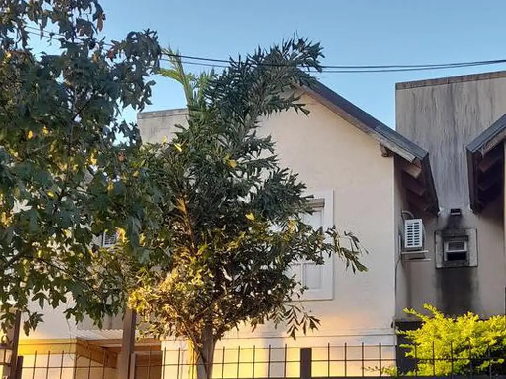 CASA a la VENTA, DUPLEX, ubicado en Bv. Guemes 356 - Colón, Entre Ríos