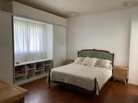 Casa en Alquiler con cochera