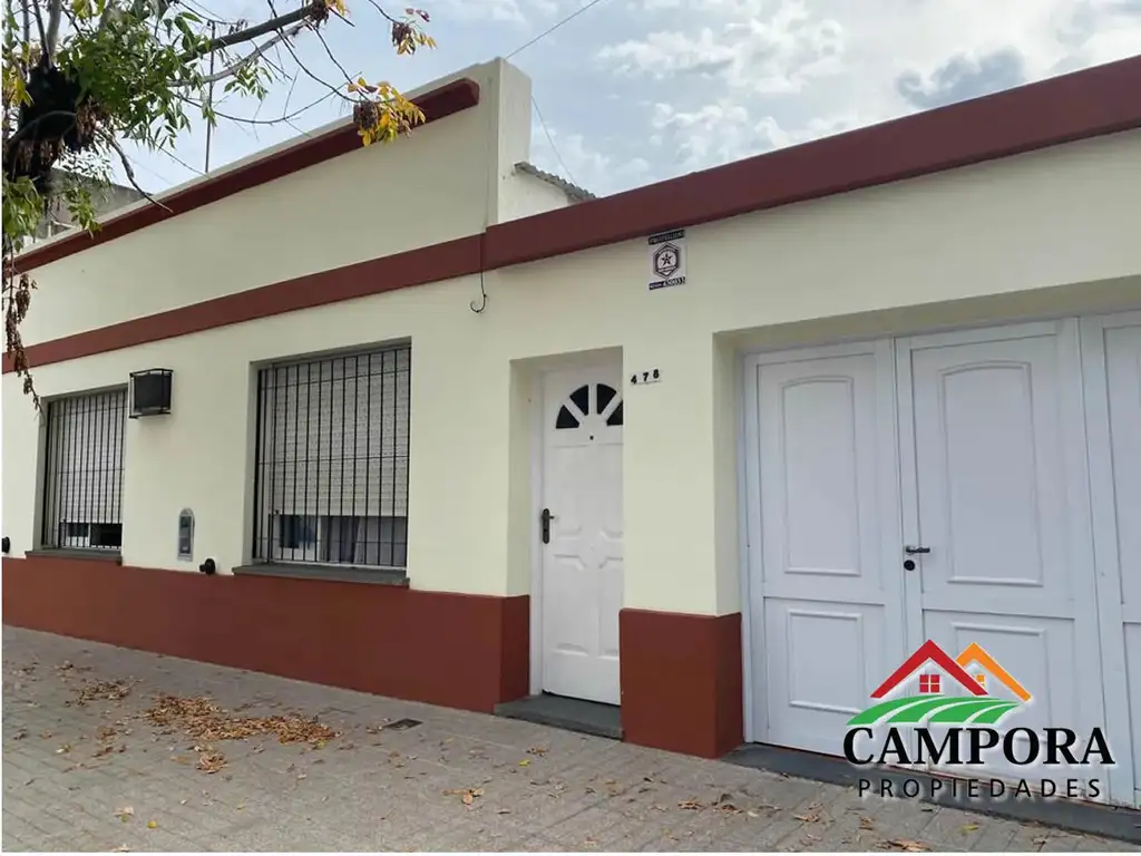 Casa a la venta, excelente ubicación, en Mercedes