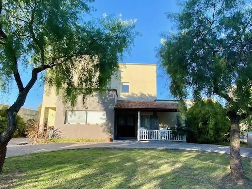 Casa  en Venta en Santa Teresa, Villanueva, Tigre