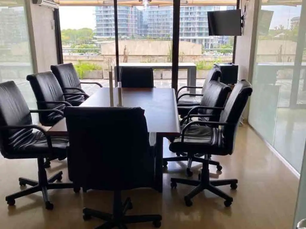 Oficina en Venta con cochera