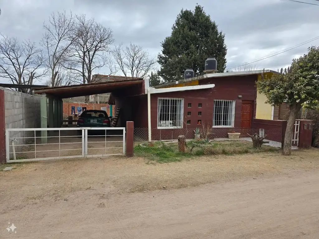 Se vende una casa en la localidad de Nono. Gran Oportunidad.