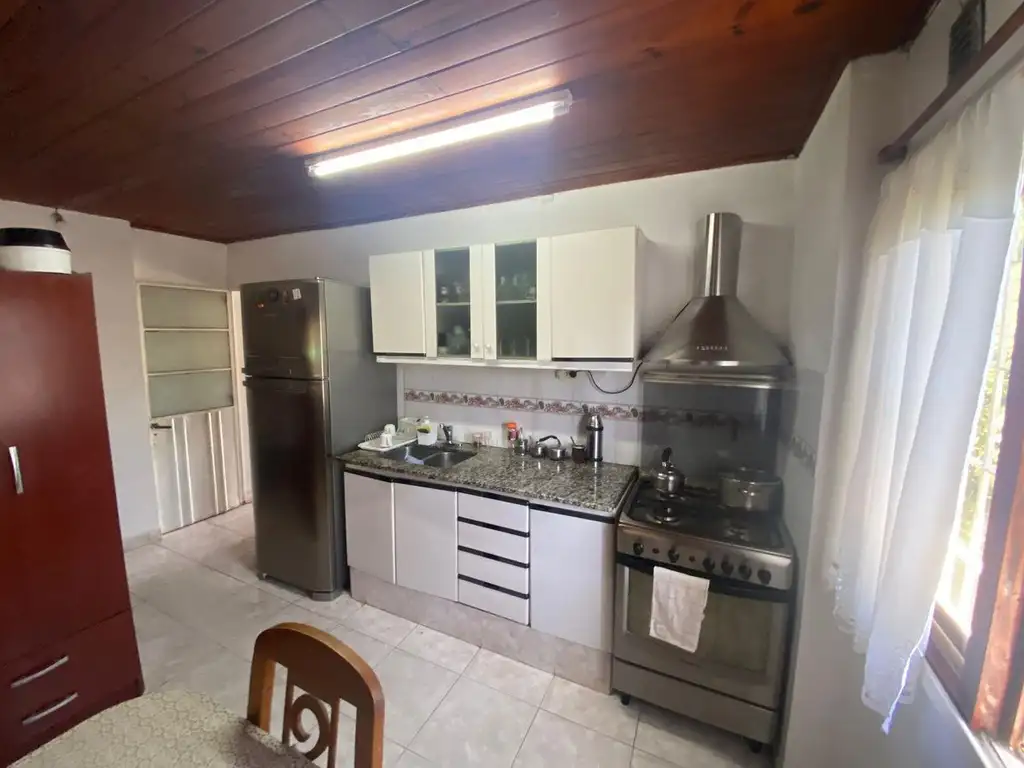 Casa en venta Lisandro Olmos galpón y lote