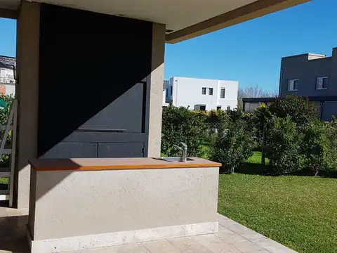 Casa en Venta con cochera