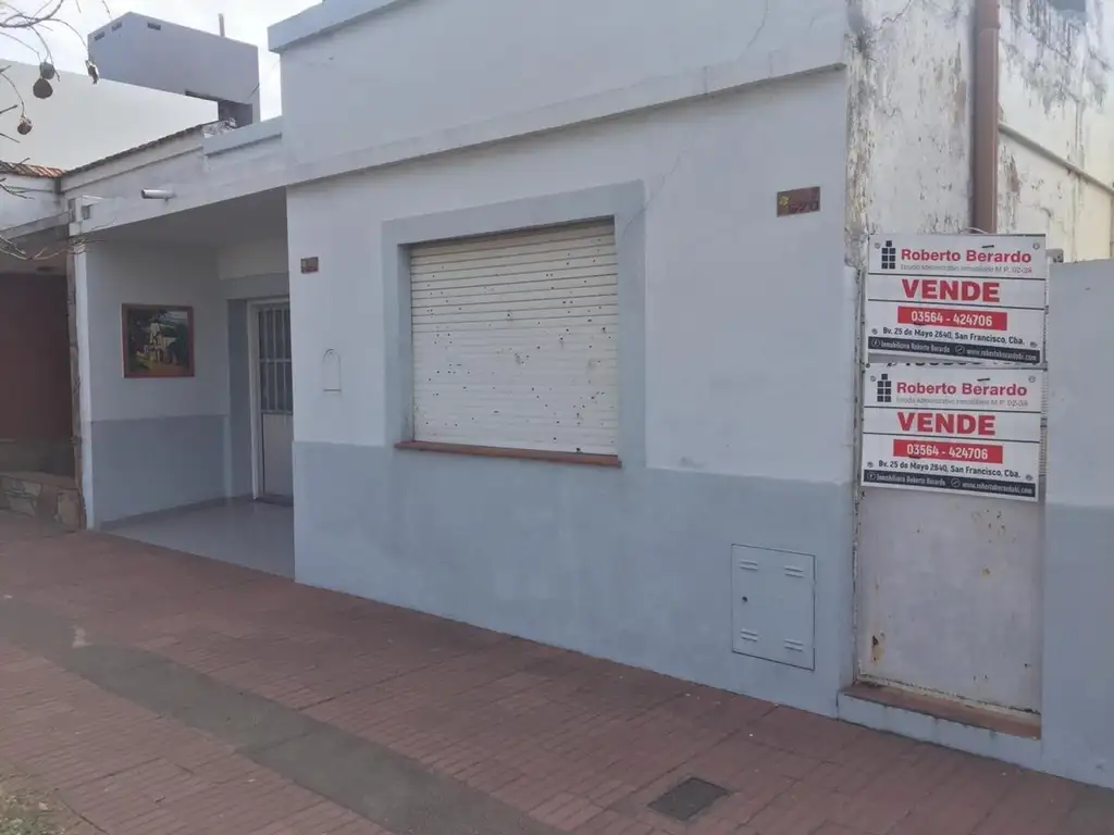 Casa sobre Bv 9 de Julio