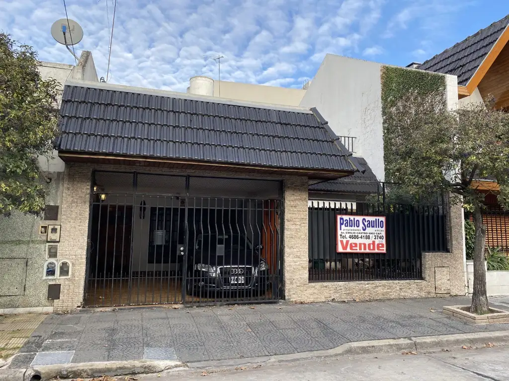 Casa Sobre Lote Propio de 8.66 x 21 con Cochera 2 autos, Terraza, Quincho, Parrilla