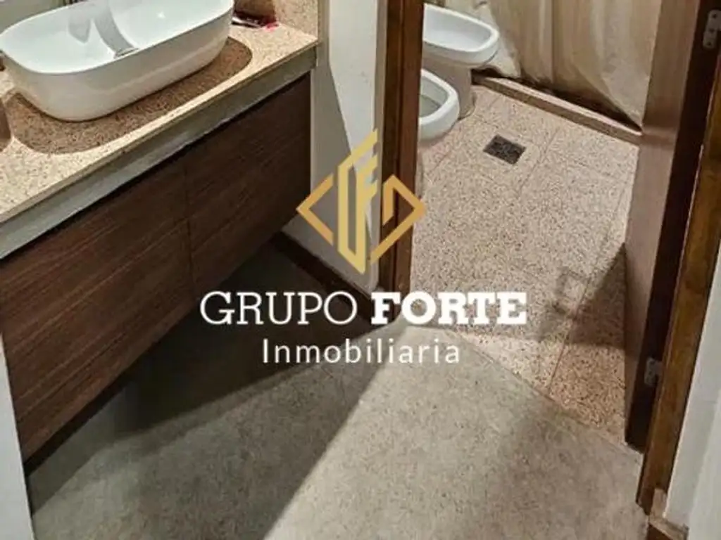 Departamento en venta Villa Carlos Paz 2 dorm cochera