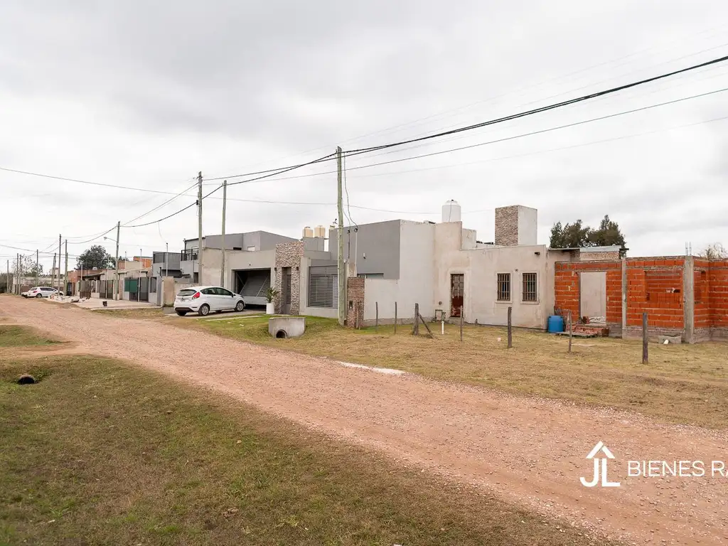 Propiedad a la Venta en Jauregui, Pueblo Nuevo.