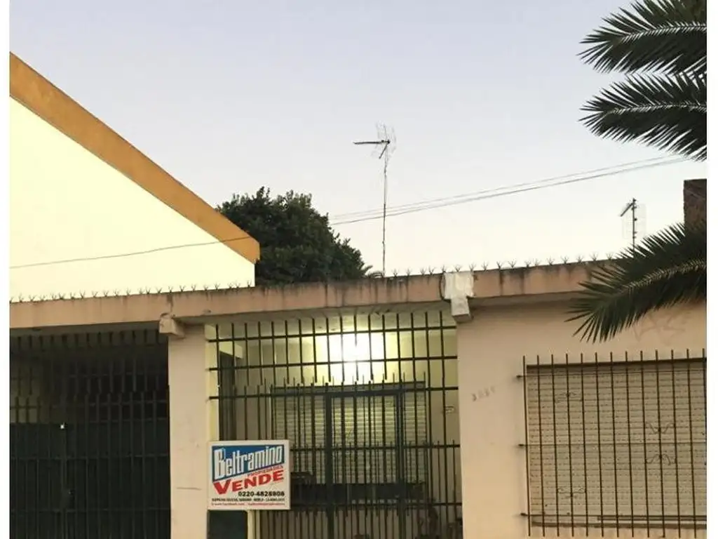 VENTA CASA 2 DORMITORIOS MERLO LIBERTAD