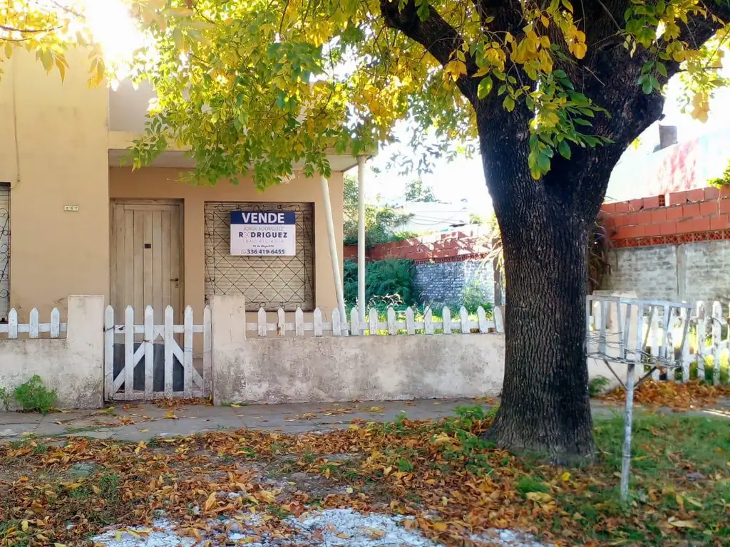 Casa en  zona costanera calle Eva Peron al 200