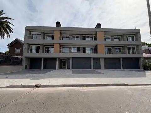 Oconnor 100, Piso 2