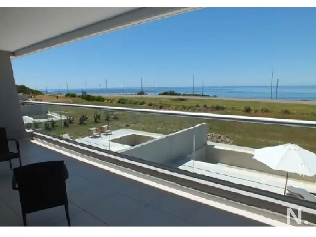 Apartamento en Venta y Alquiler, Brava, Punta del Este, 4 Dormitorios.