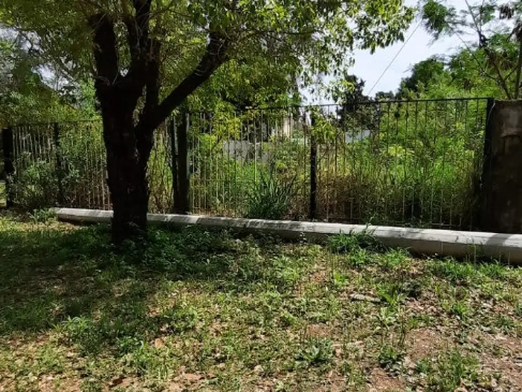 SE VENDE UN LUGAR UNICO  CON VISTA AL RIO BARRIO LA ALBORADA DETRAS DE CABAÑAS CAYASTA (PILETA))