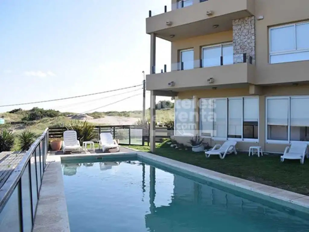 APART HOTEL EN VENTA EN VILLA GESELL, FRENTE AL MAR - AR-BA18-10