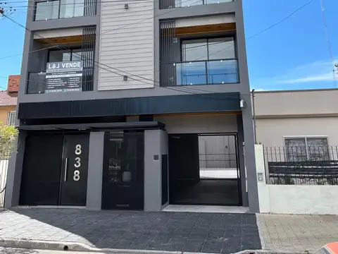 EXCLUSIVOS SEMIPISOS 2 AMB. 54m2 C/ PARRILLA - LAVADERO Y ASCENSOR