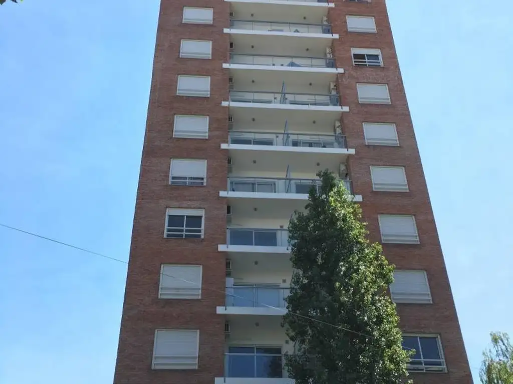 AVELLANEDA. DEPARTAMENTO 3 AMB A ESTRENAR. EDIFICIO CON COCHERA-PISCINA-PARRILLA